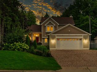 2324 Wentworth Ave, South Saint Paul, MN 55075