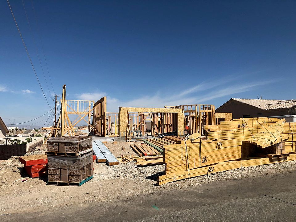 1st image of 3185 Fountain Palm Dr