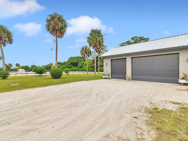 2770 E Rd — Photo 38