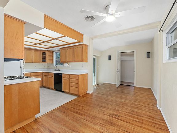 5th image of 1231 Evilo St