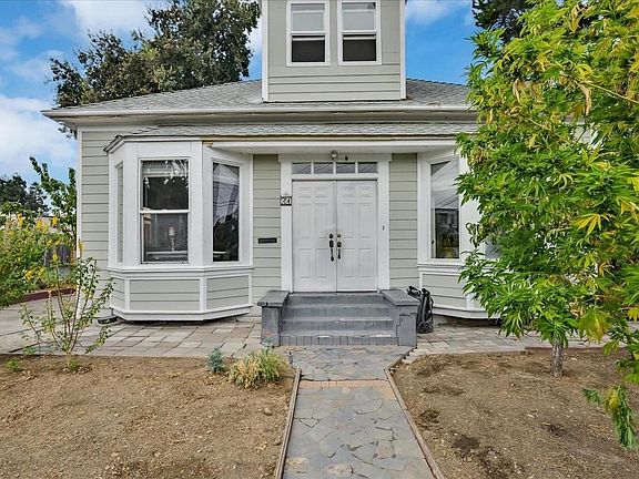 2nd image of 2750 Marlborough Ave