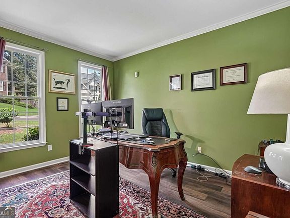 3rd image of 1050 McKendree Park Ln