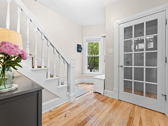 4th image of 3331 N Bartlett AVENUE
