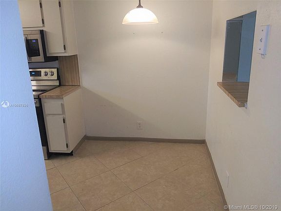 4th image of 10433 Sunrise Lakes Blvd APT 109