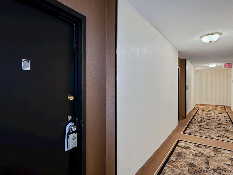 4515 Willard Ave #720S — Photo 5
