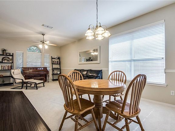 5th image of 3640 Cattlebaron Dr