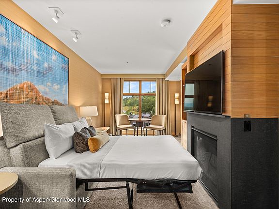 5th image of 130 Wood Rd #530