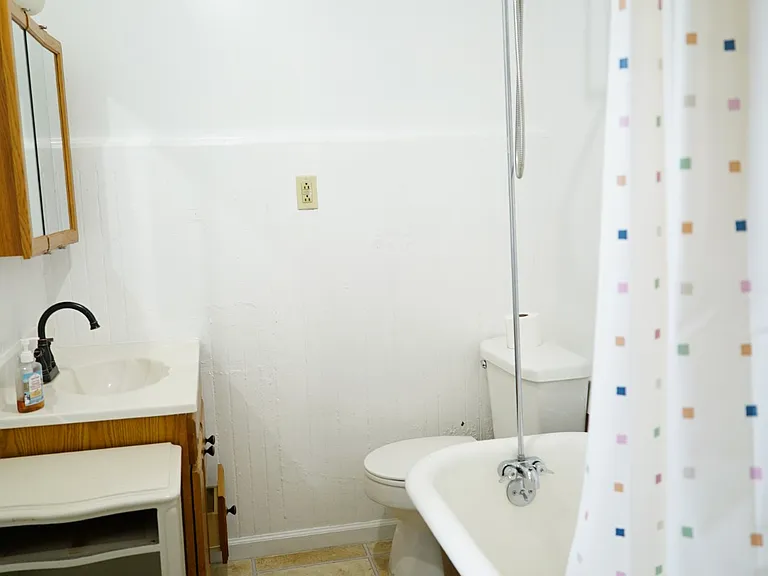 14-16 N Canal St #14 — Photo 8