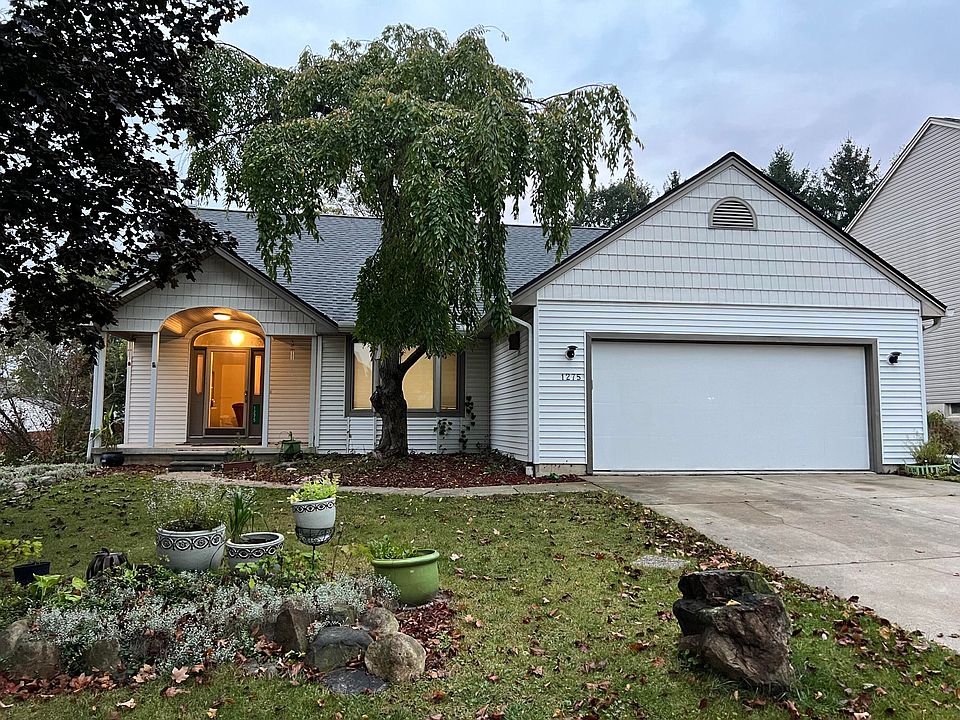 1st image of 1275 Colony Dr #211