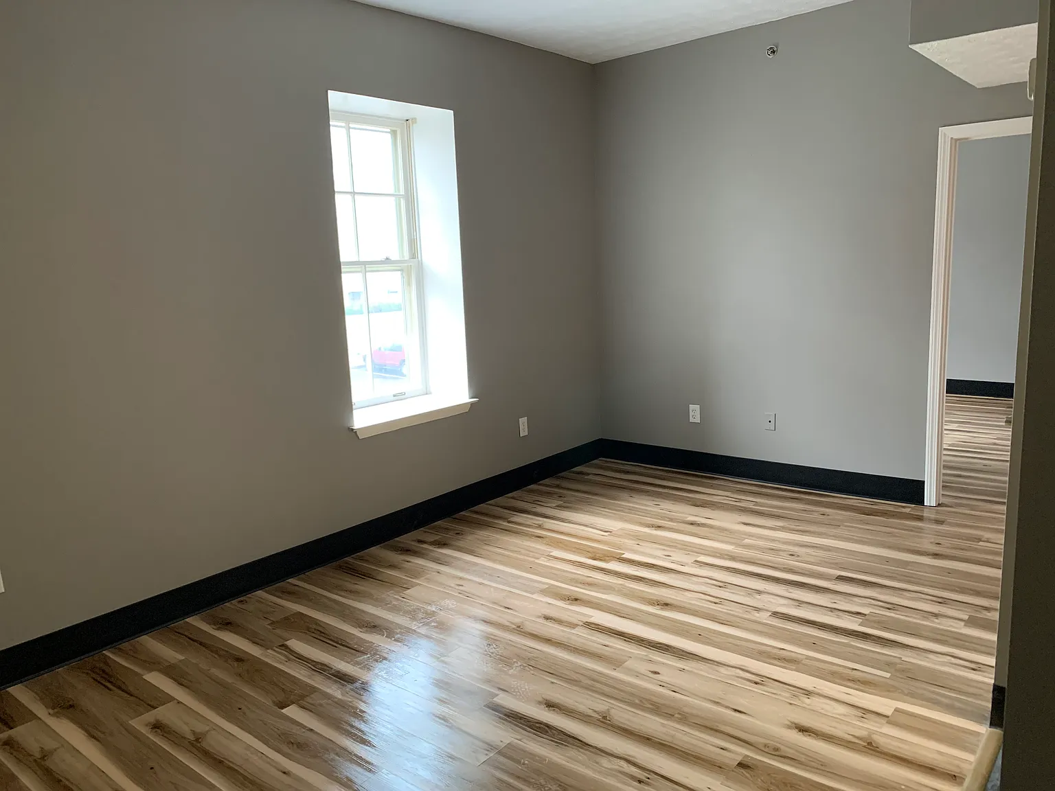 2 bed, 675 sqft, $825 — Photo 4