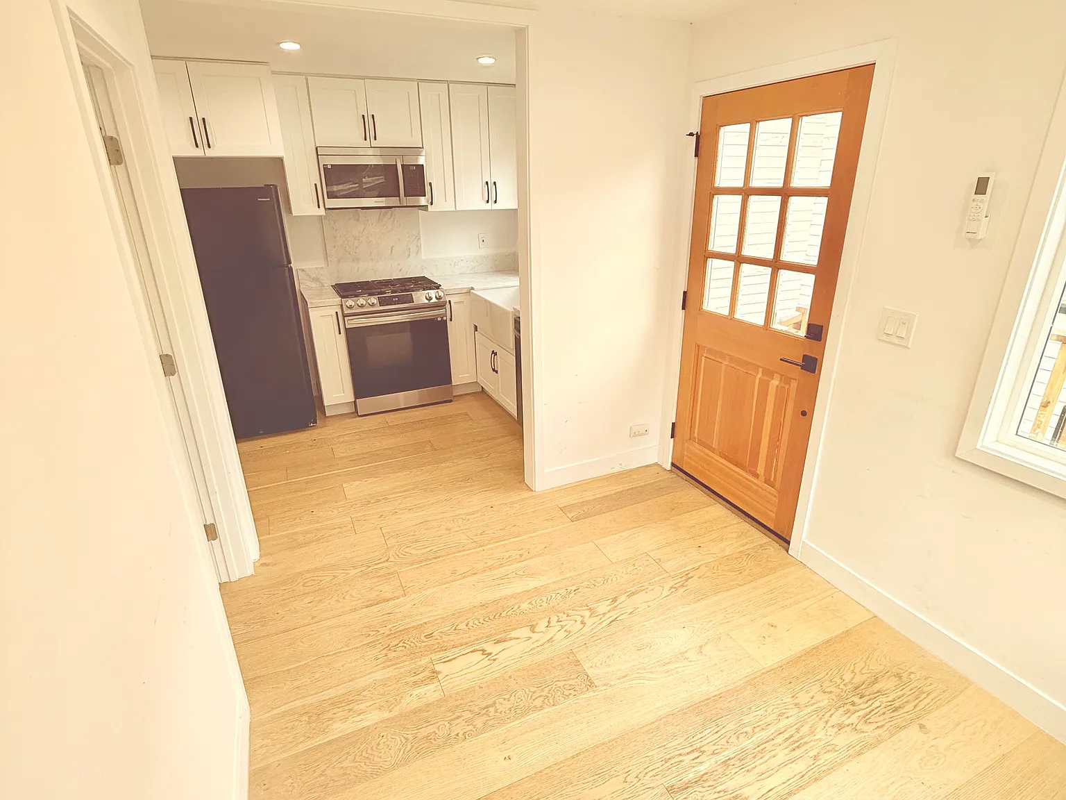 3452 1/2 W Plata St — Photo 3
