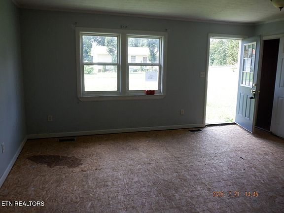 2nd image of 1713 Andy Ln