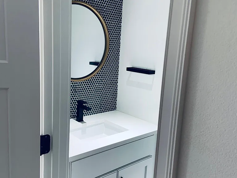 415 High View Ln #415 — Photo 4