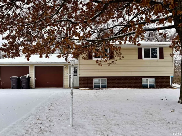 205&207 Briarbrook Dr, East Peoria, IL 61611