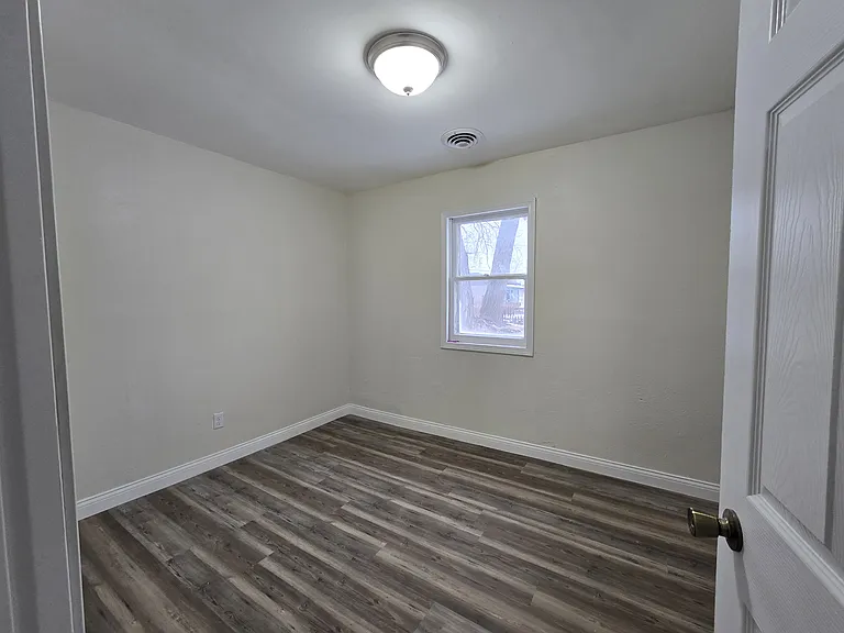 3822 Melville Ave #2 — Photo 7