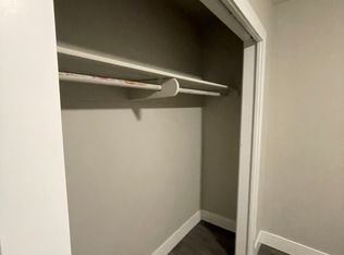 389 Valley Rd, Kelowna, BC V1V2E5