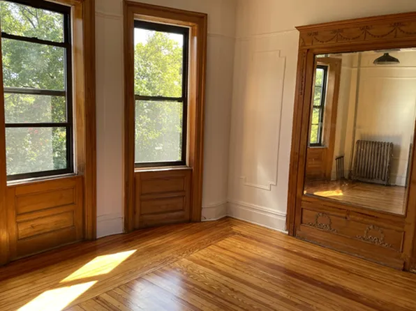 174 Prospect Park West image 2 of 14