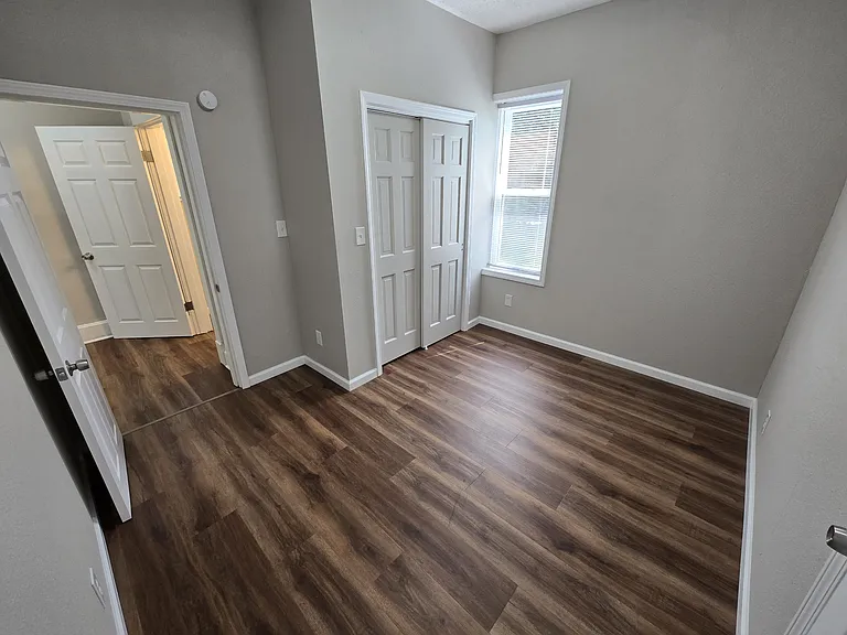 3532 Fullerton Ave — Photo 28