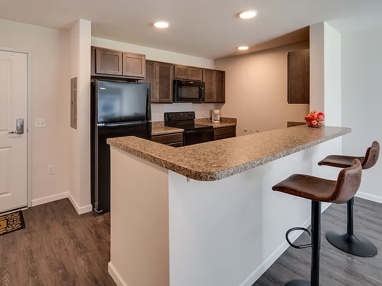 Newport Commons — Photo 19