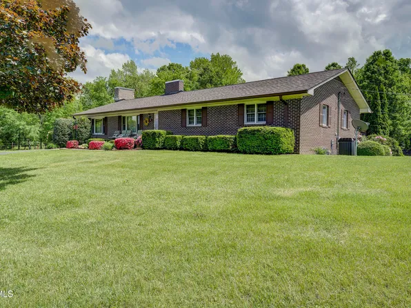 200 McCurry Ln, Erwin, TN 37650