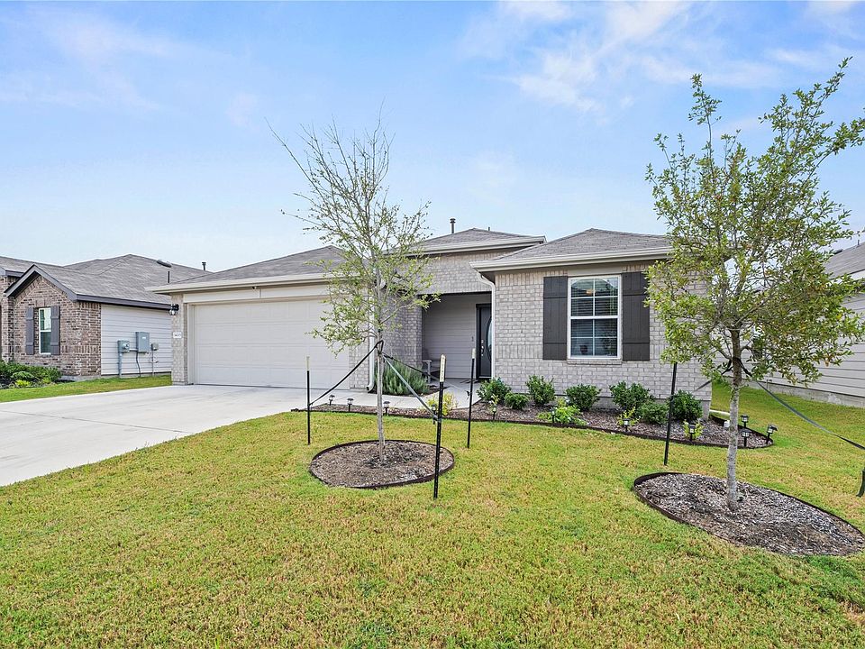 1st image of 14005 Carper Dr