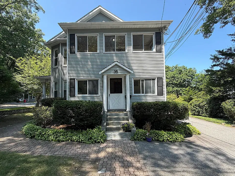 35 Spring St #2