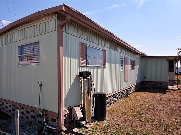 5th image of 176 Valencia Dr