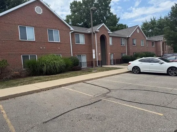 3021 Birch Row Dr APT 9, East Lansing, MI 48823