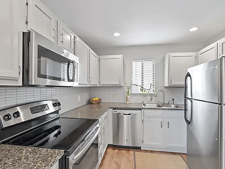 2605 Enfield Rd #224 — Photo 9