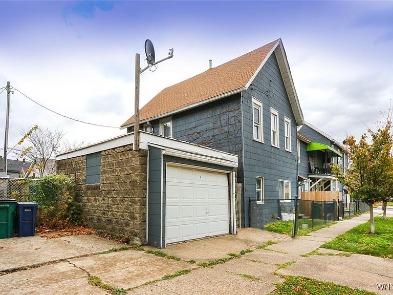 Listing photo 4
