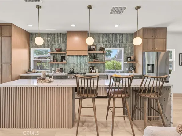 808 S Los Robles Ave, Pasadena, CA 91106