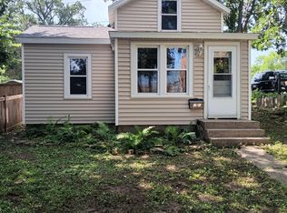 204 3rd St E, Hastings, MN 55033