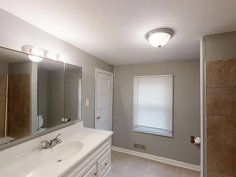 35 Mill St — Photo 7
