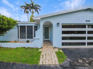 19820 SW 83rd Ave, Cutler Bay, FL 33189