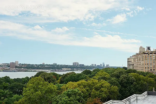 Sold by Corcoran | media 2