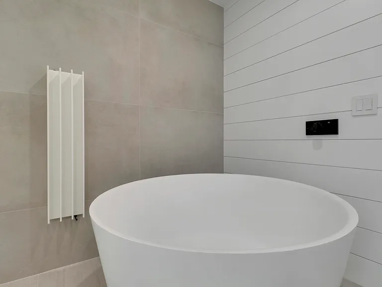2443 E Edgewater Dr — Photo 33