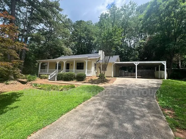 916 Curry Cir SE, Conyers, GA 30094