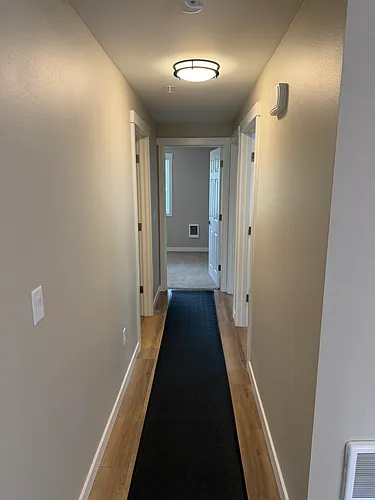 Eagle Crest Apartments Photo 1