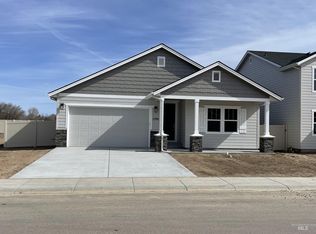 1590 SW Silverstone Ave, Mountain Home, ID 83647