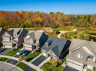 70 Plewes Dr, Collingwood, ON L9Y 3B7