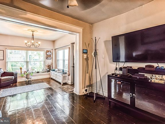 4th image of 5448 W Berks St