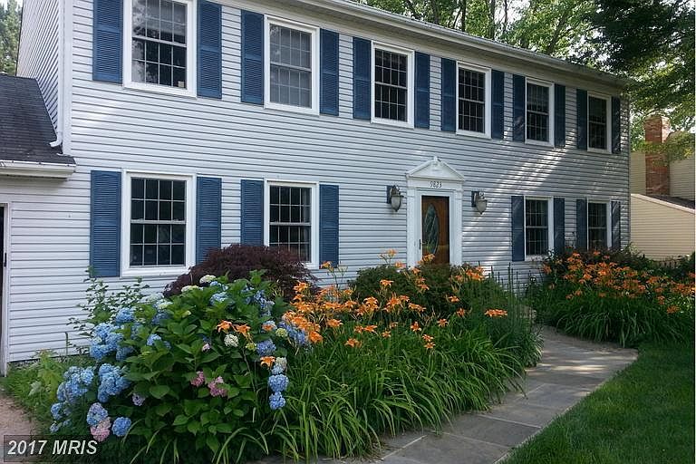 1st image of 9823 Brightlea Dr