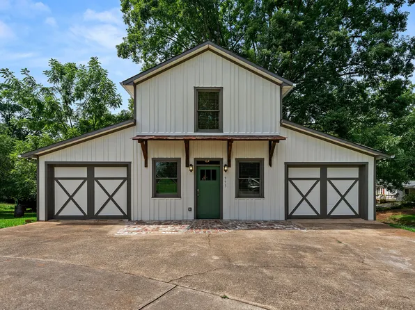 953 W Shadburn Ave, Buford, GA 30518