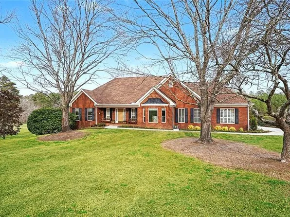 2741 Bonds Lake Rd NW, Conyers, GA 30012