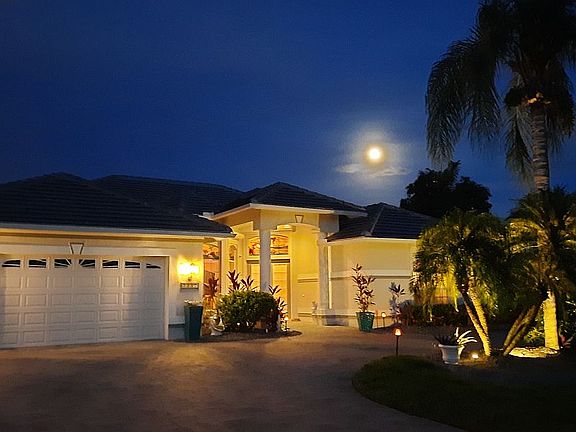 2nd image of 5337 SW 8th Pl
