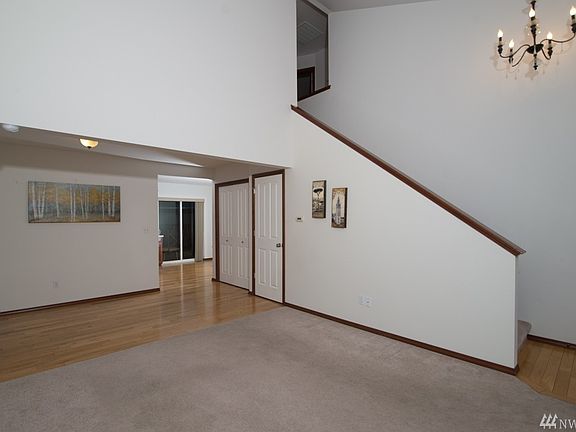 5th image of 647 Sandpiper Ln #4
