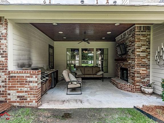 4th image of 1029 Abbie Glenn Ln