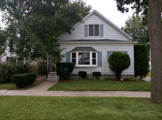 153 Gallup Ave, Mount Clemens, MI 48043