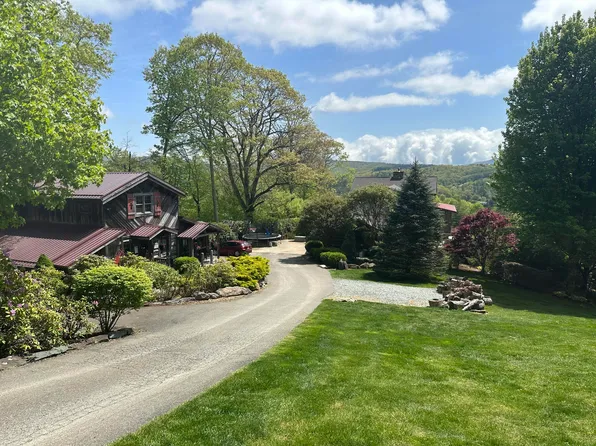 337 Old Spanish Oak Rd, Newland, NC 28657