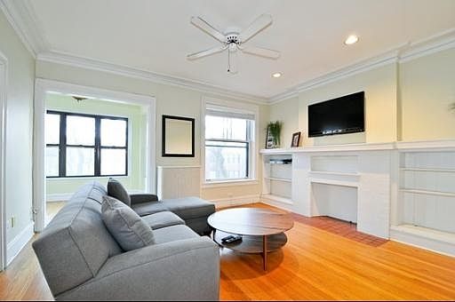 2nd image of 1457 W Rosemont Ave #2